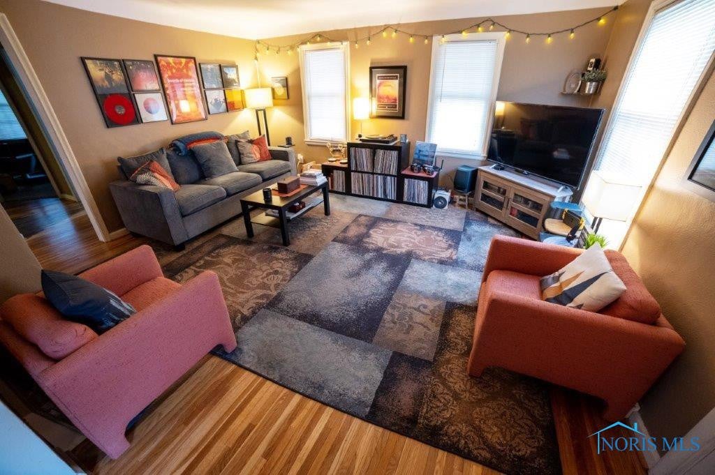 2617 Gracewood Road Toledo, OH 43613 - Photo 2 of 21 Gallery Image 2