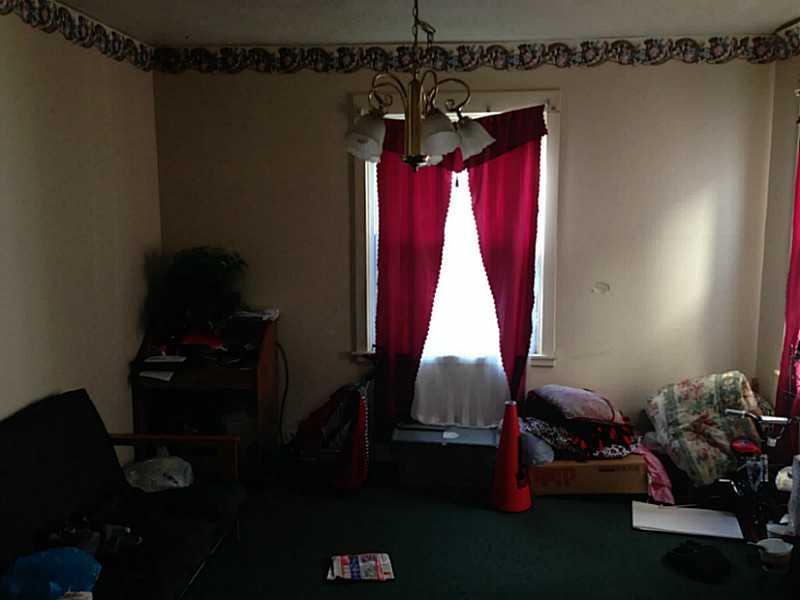 1125 Main Street Aliquippa, PA 15001 - Photo 11 of 14 Dining Room.