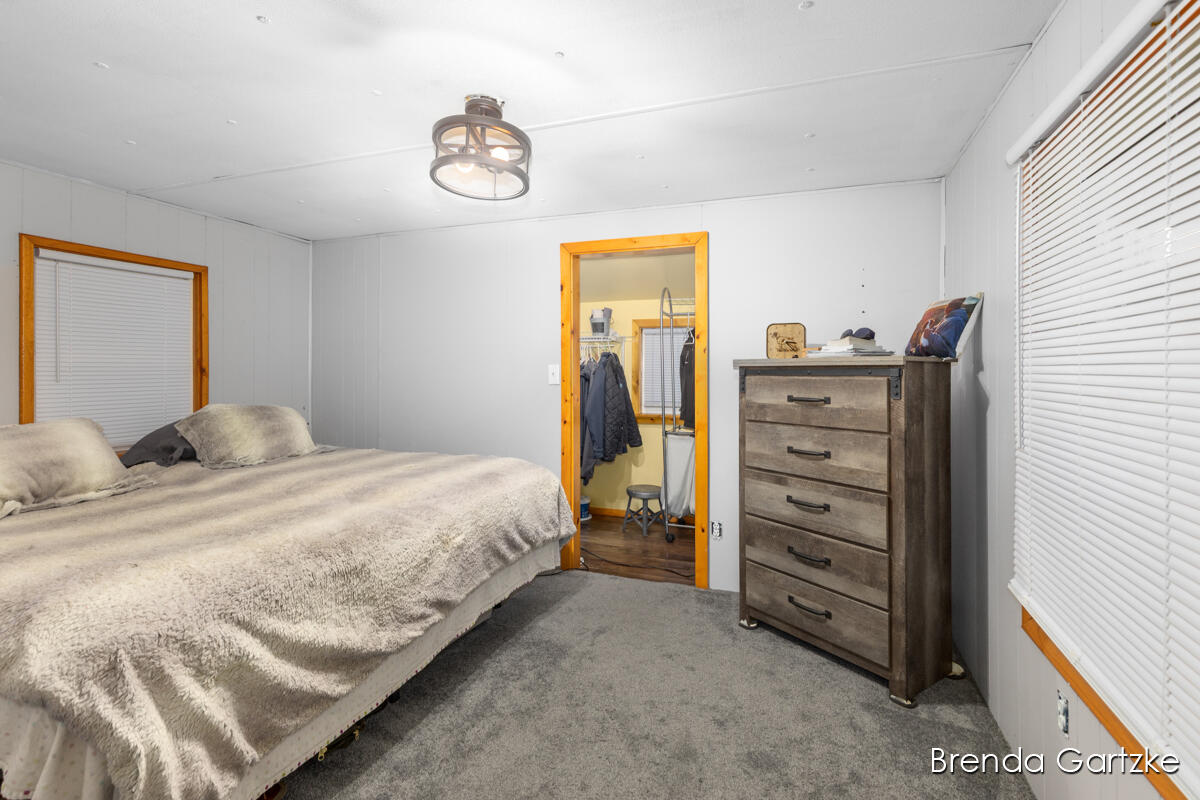 9807 North Maple Hill Road Howard City, MI 49329 - Photo 14 of 50 IMG_1009