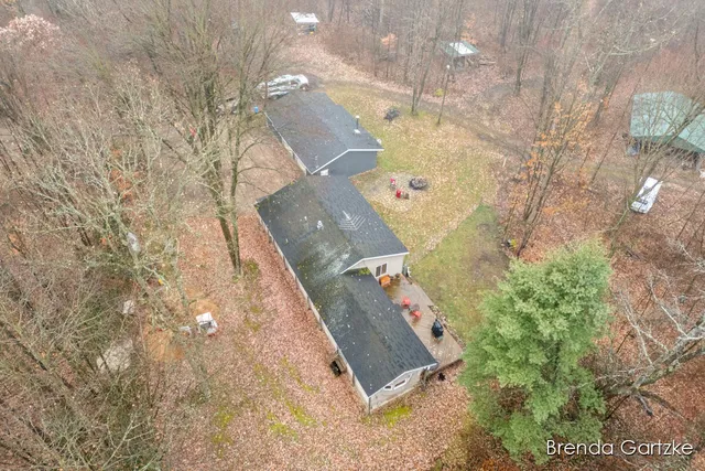 $242,000 | 9807 North Maple Hill Road, Howard City, MI 49329