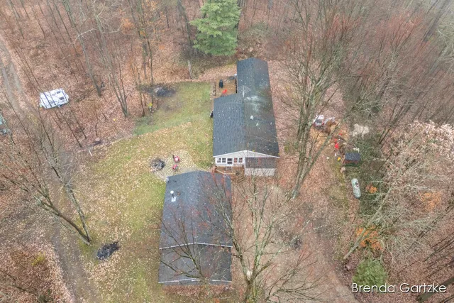 $242,000 | 9807 North Maple Hill Road, Howard City, MI 49329