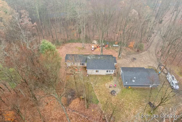 $242,000 | 9807 North Maple Hill Road, Howard City, MI 49329