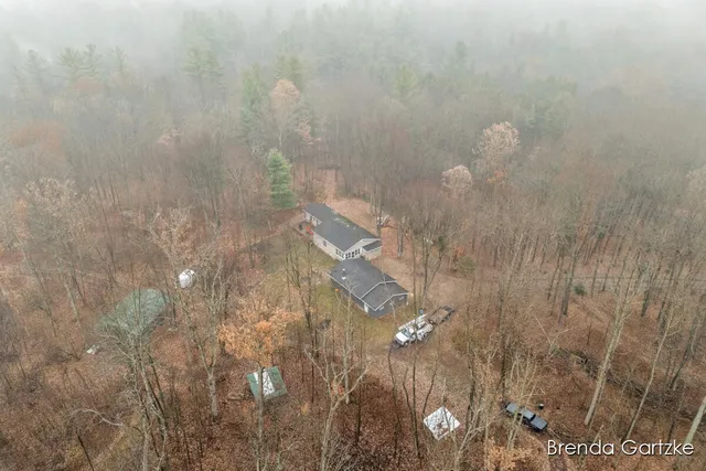 $242,000 | 9807 North Maple Hill Road, Howard City, MI 49329