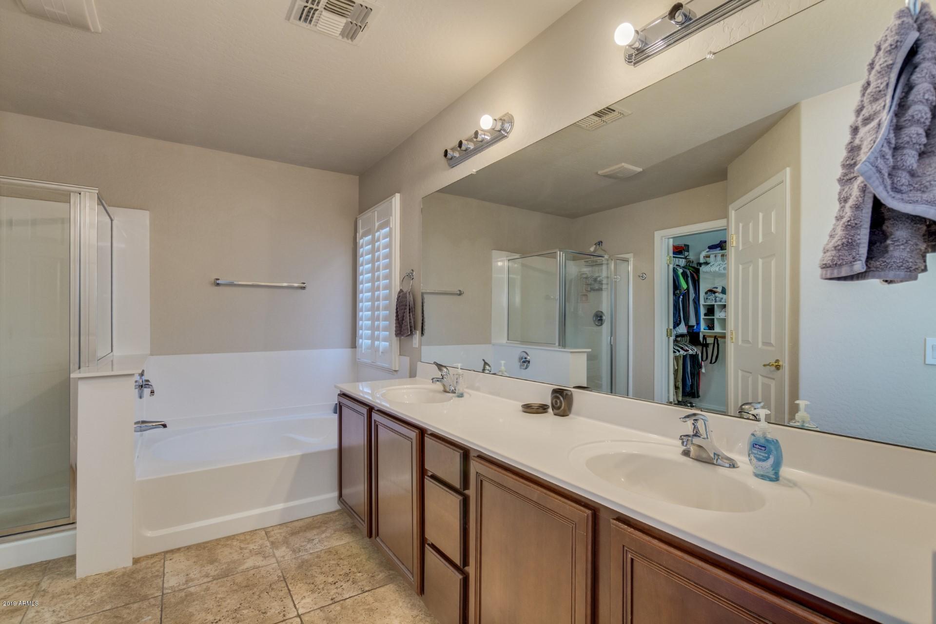 16196 West Hearn Road Surprise, AZ 85379 - Photo 15 of 22 Hearn (16)