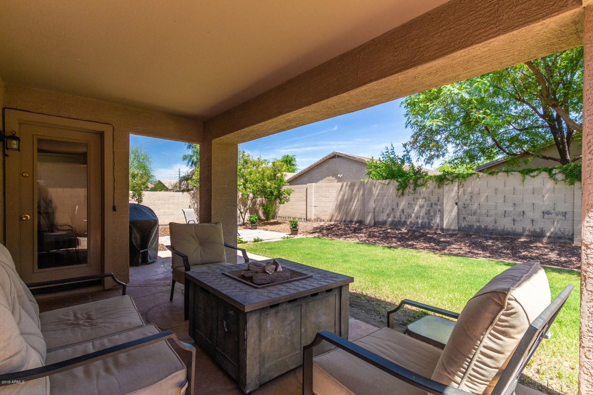 16196 West Hearn Road Surprise, AZ 85379 - Photo 21 of 22 Hearn (22)