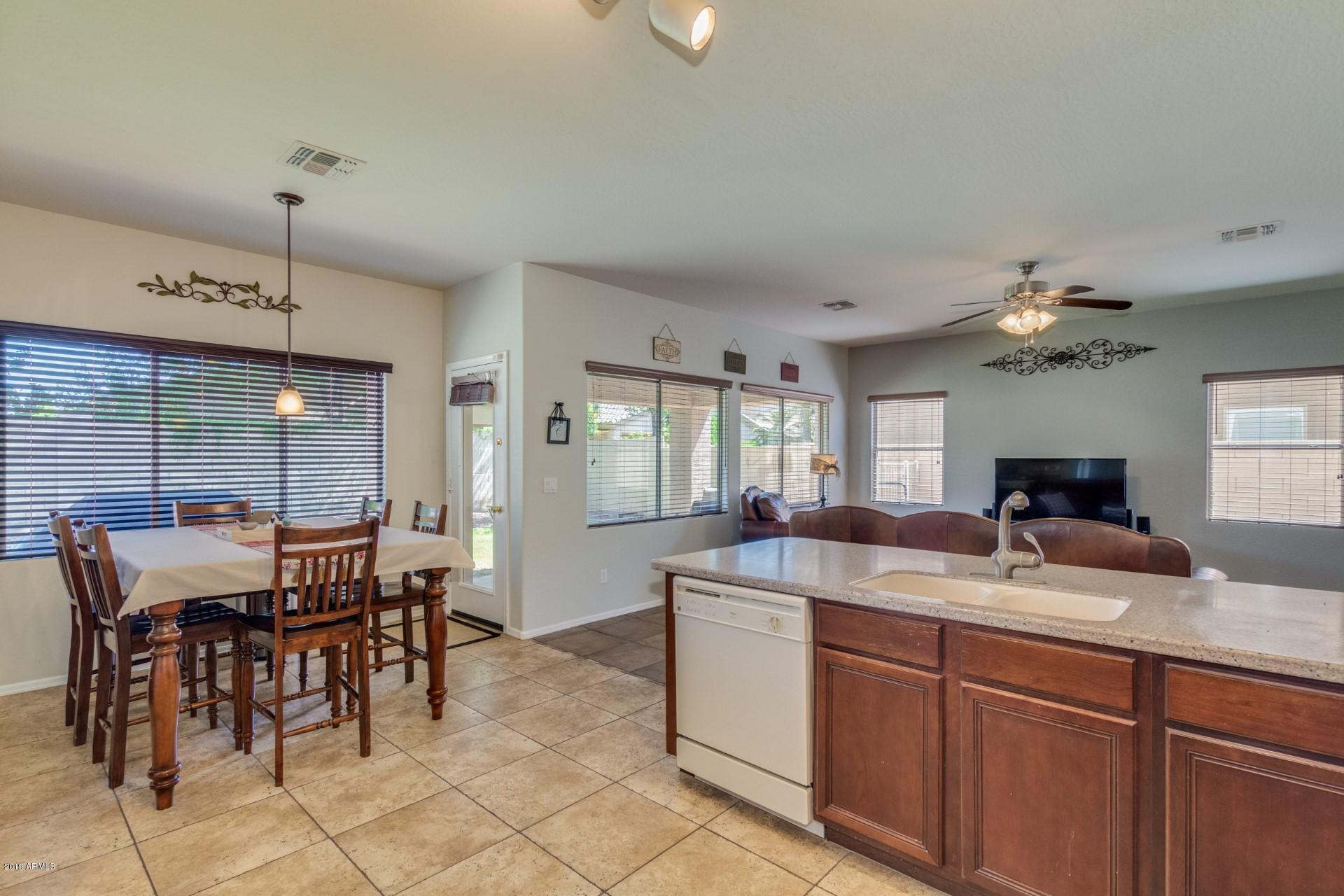 16196 West Hearn Road Surprise, AZ 85379 - Photo 7 of 22 Hearn (8)