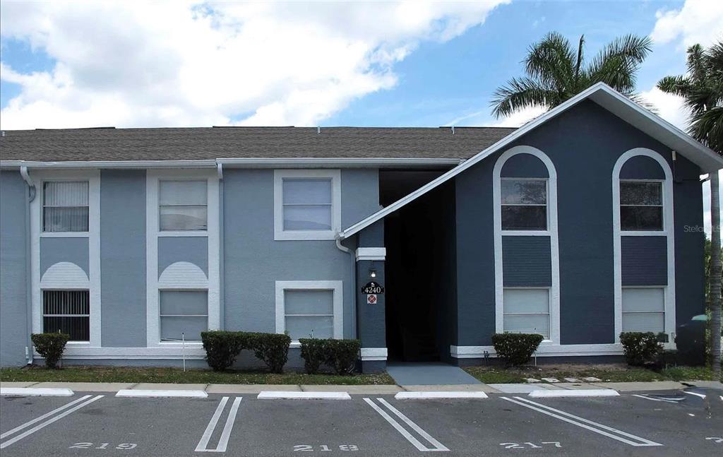 4240 Pershing Pointe Place, Unit 2 Orlando, FL 32822 - Photo 1 of 9