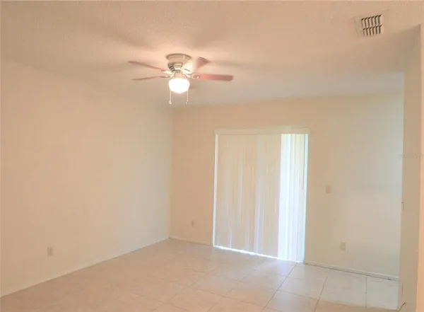 $1,600 | 4240 Pershing Pointe Place, Unit 2, Orlando, FL 32822