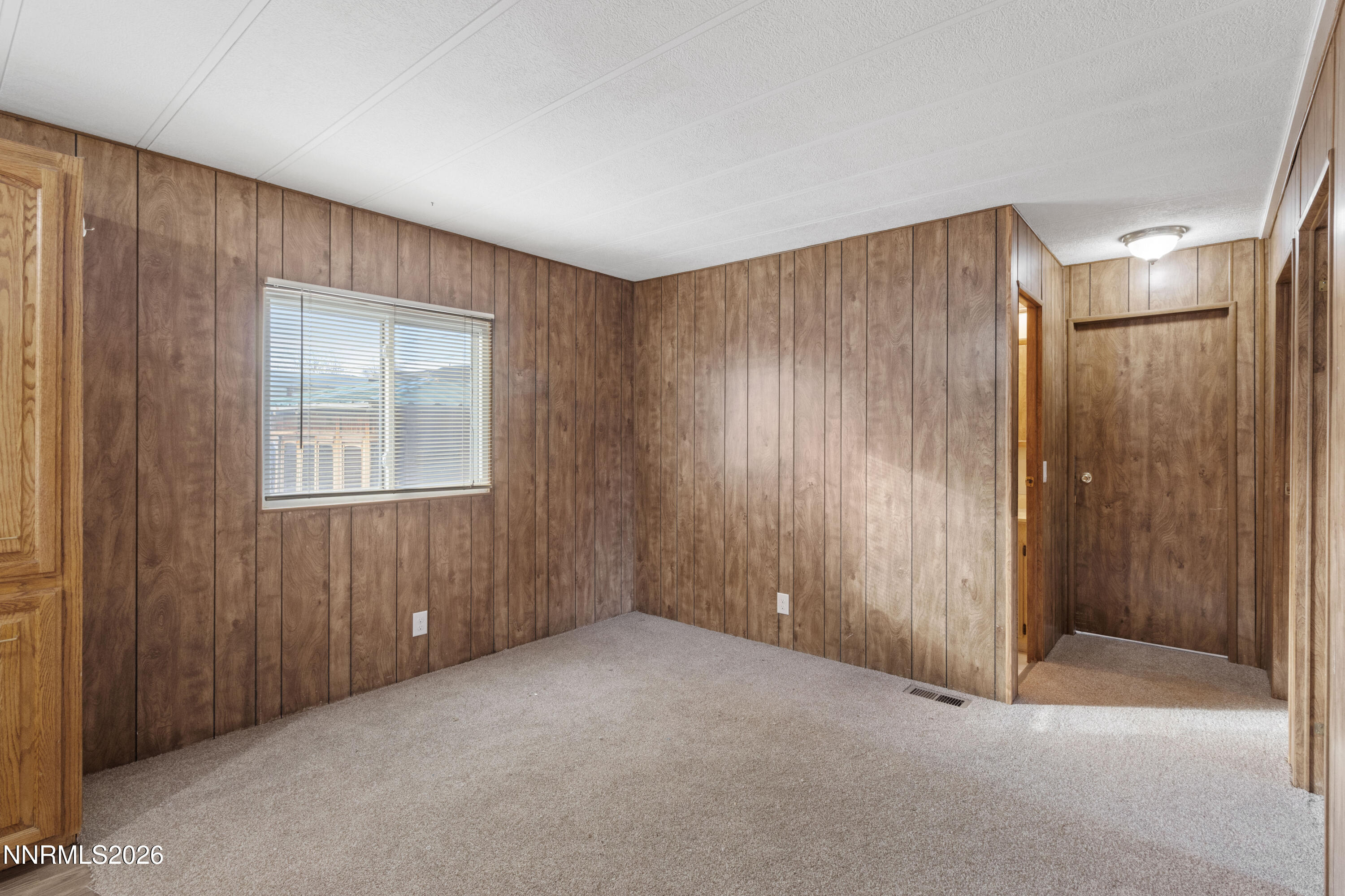 520 East 8th Avenue Sun Valley, NV 89433 - Photo 15 of 46 520 E 8th St 15