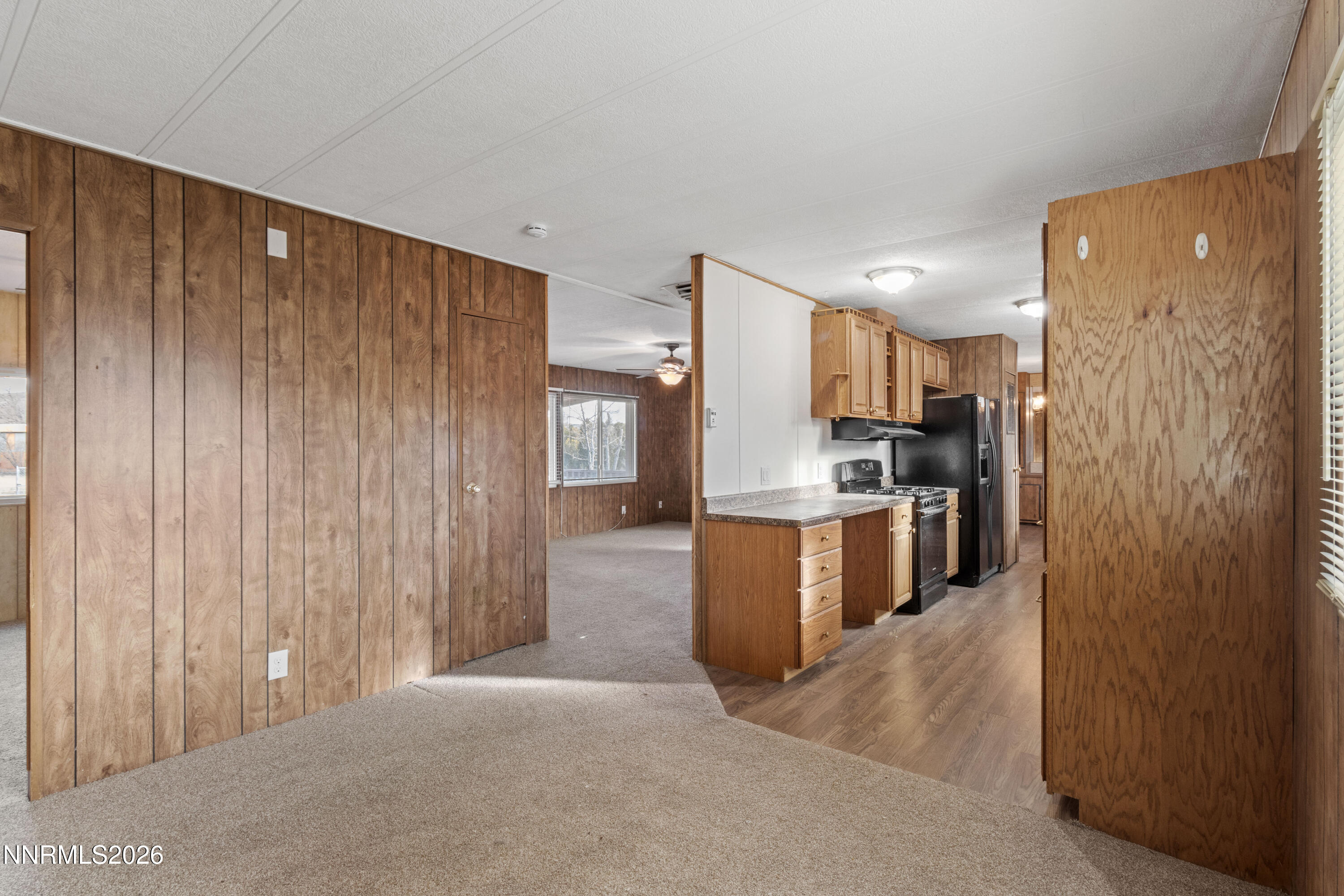 520 East 8th Avenue Sun Valley, NV 89433 - Photo 17 of 46 520 E 8th St 17