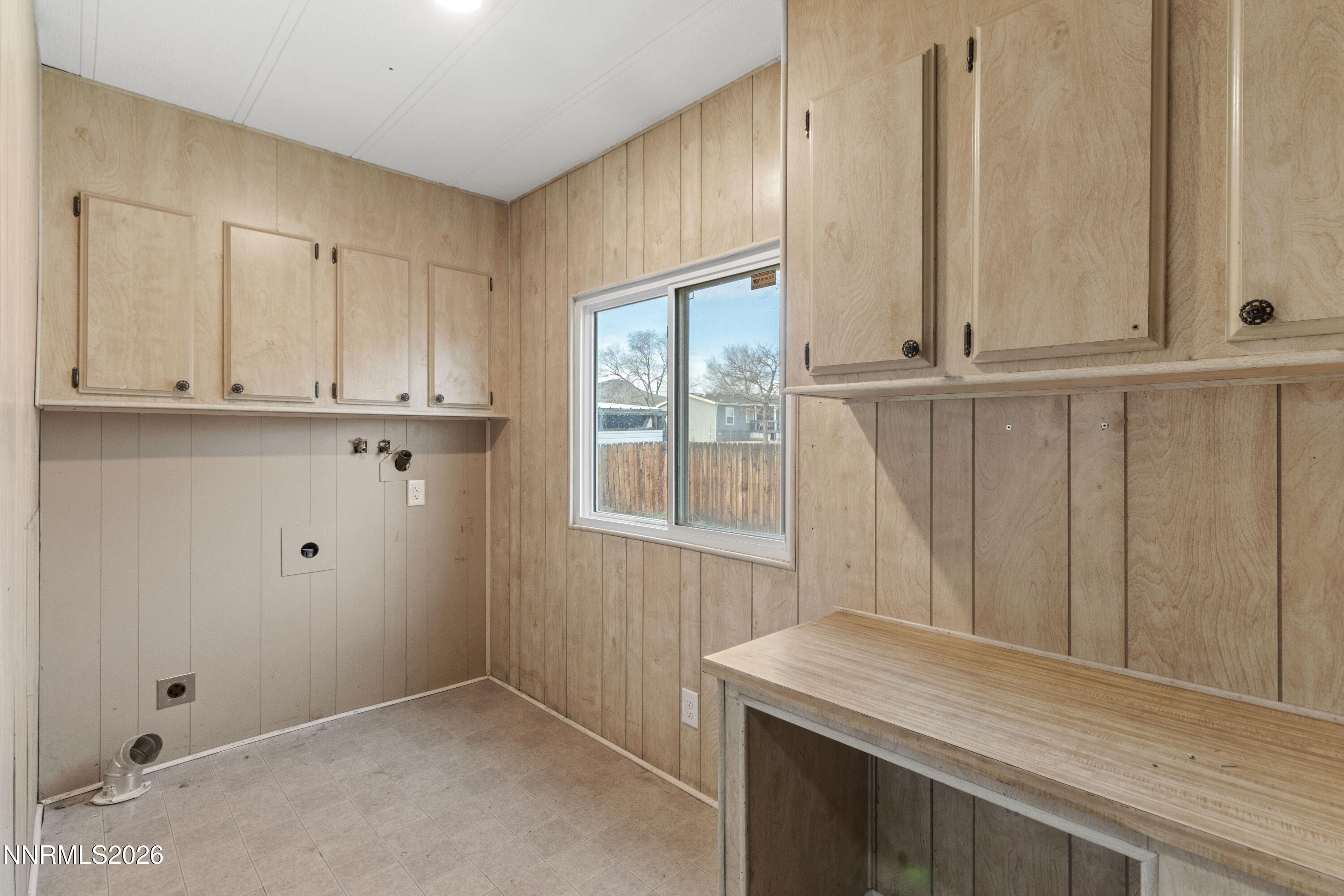 520 East 8th Avenue Sun Valley, NV 89433 - Photo 33 of 46 520 E 8th St 33