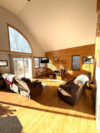 $433,000 | 1461 Tasha Drive, Edmore, MI 48829