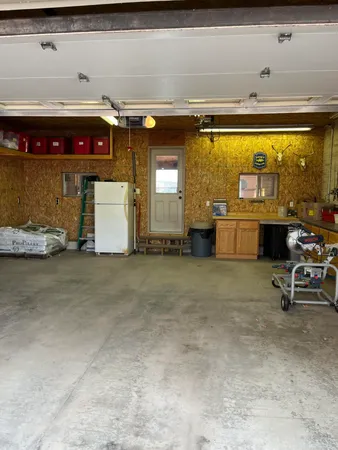 $433,000 | 1461 Tasha Drive, Edmore, MI 48829