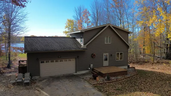 $433,000 | 1461 Tasha Drive, Edmore, MI 48829