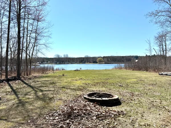 $433,000 | 1461 Tasha Drive, Edmore, MI 48829