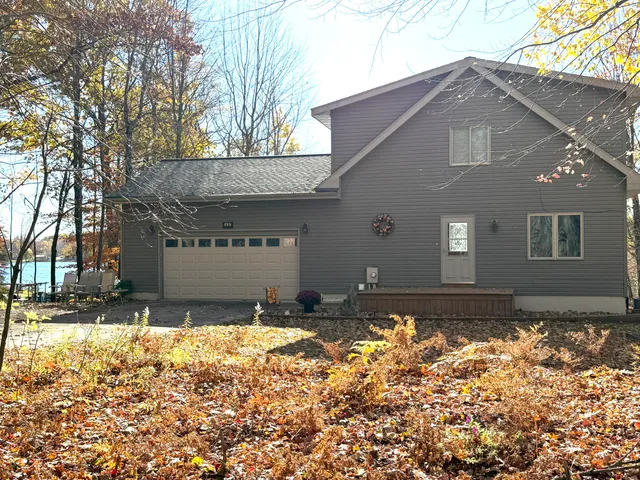 $443,000 | 1461 Tasha Drive, Edmore, MI 48829