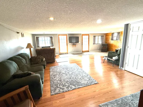 $433,000 | 1461 Tasha Drive, Edmore, MI 48829