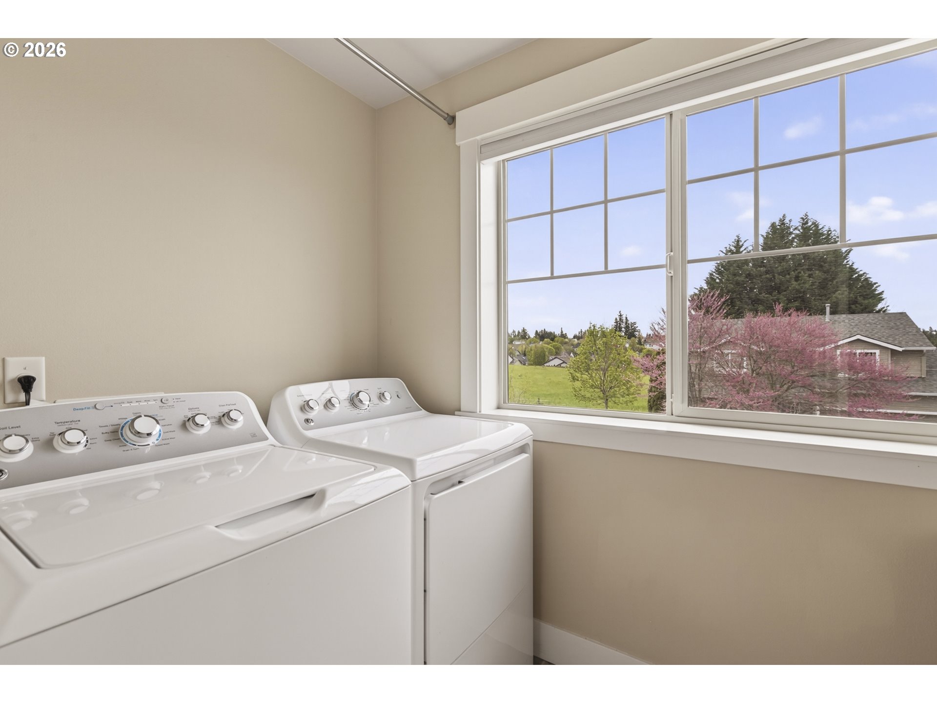 37437 Southeast Olson Street Sandy, OR 97055 - Photo 32 of 48 a utility room with dryer and washer