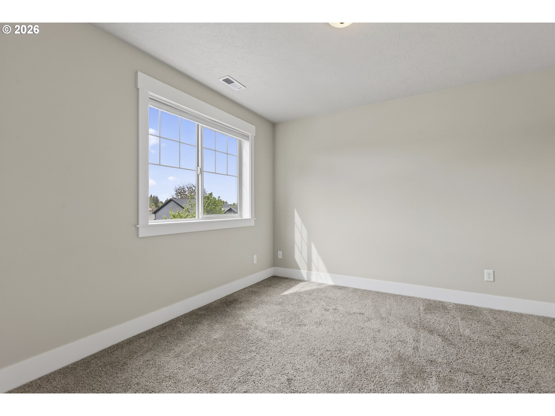 37437 Southeast Olson Street Sandy, OR 97055 - Photo 34 of 48 an empty room with windows