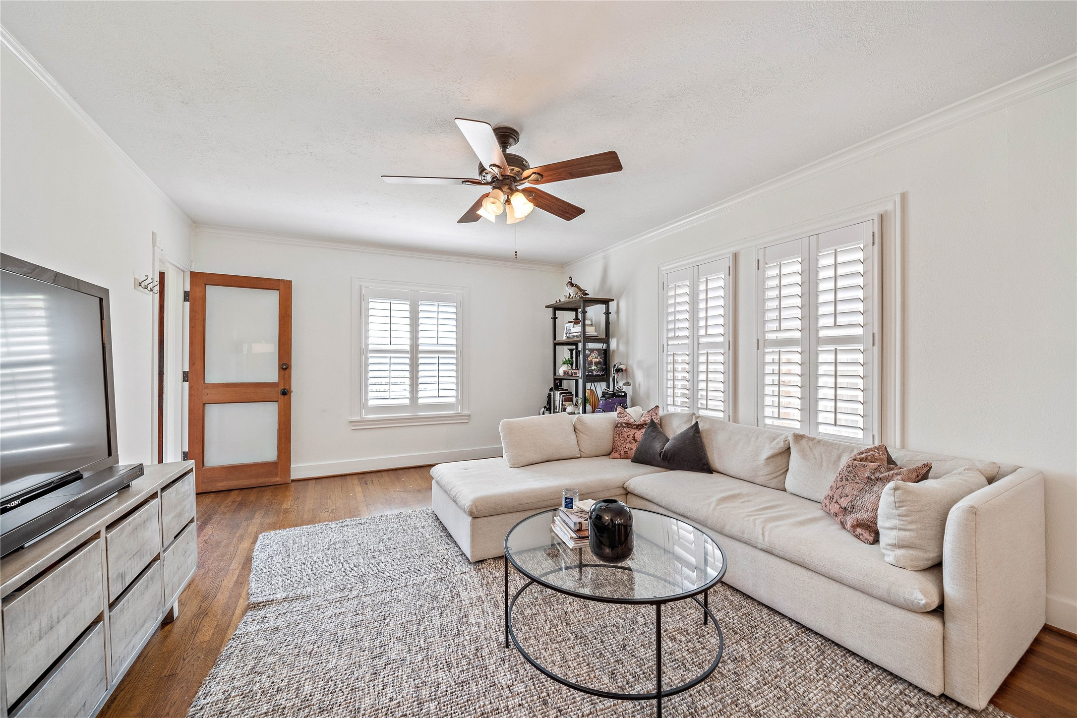 2324 Goldsmith Street, Unit A Houston, TX 77030 - Photo 7 of 30 a living room with furniture and a large window