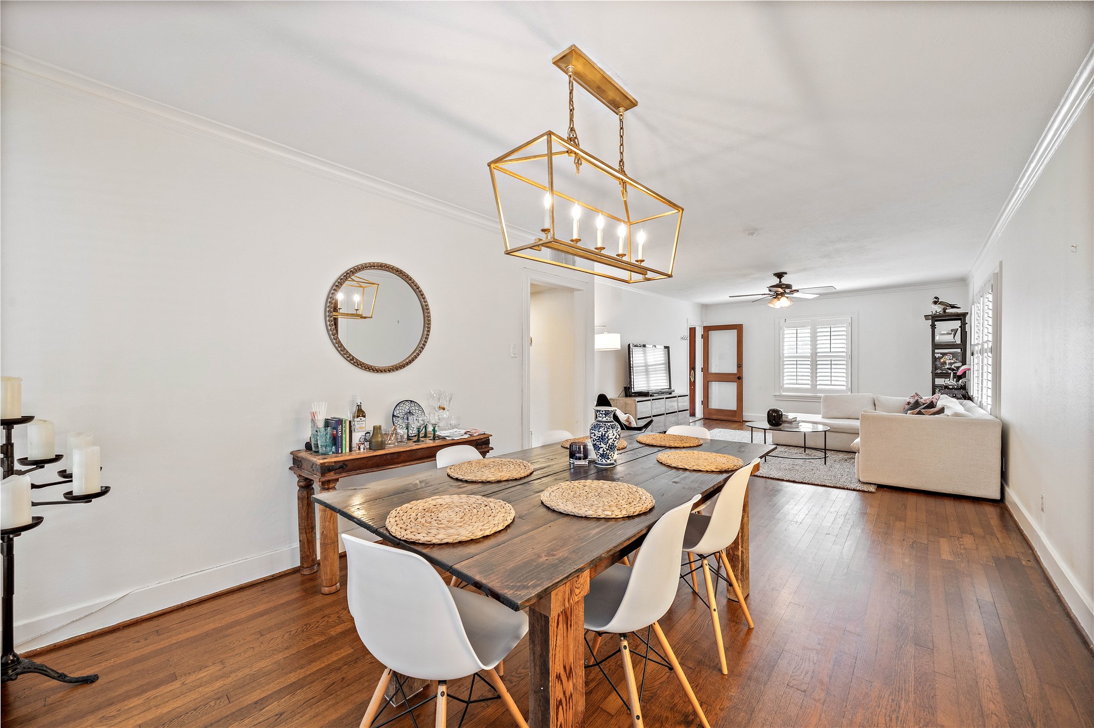 2324 Goldsmith Street, Unit A Houston, TX 77030 - Photo 10 of 30 a view of a dining room with furniture and wooden floor