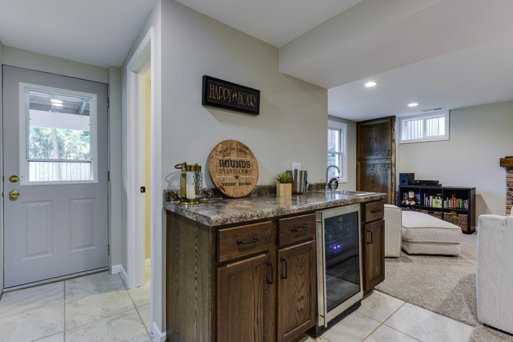 5115 Valley View Road Edina, MN 55436 - Photo 23 of 32
