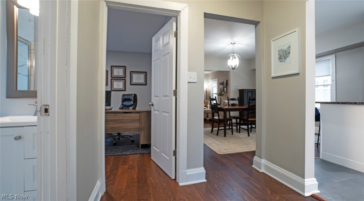 2578 Queenston Road Cleveland Heights, OH 44118 - Photo 13 of 27