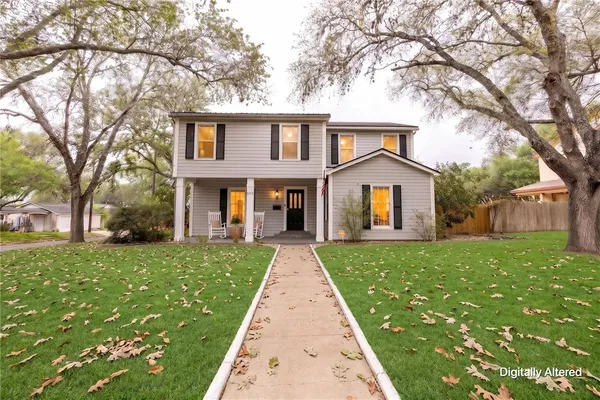 $279,000 | 1101 North Adams Street, Beeville, TX 78102