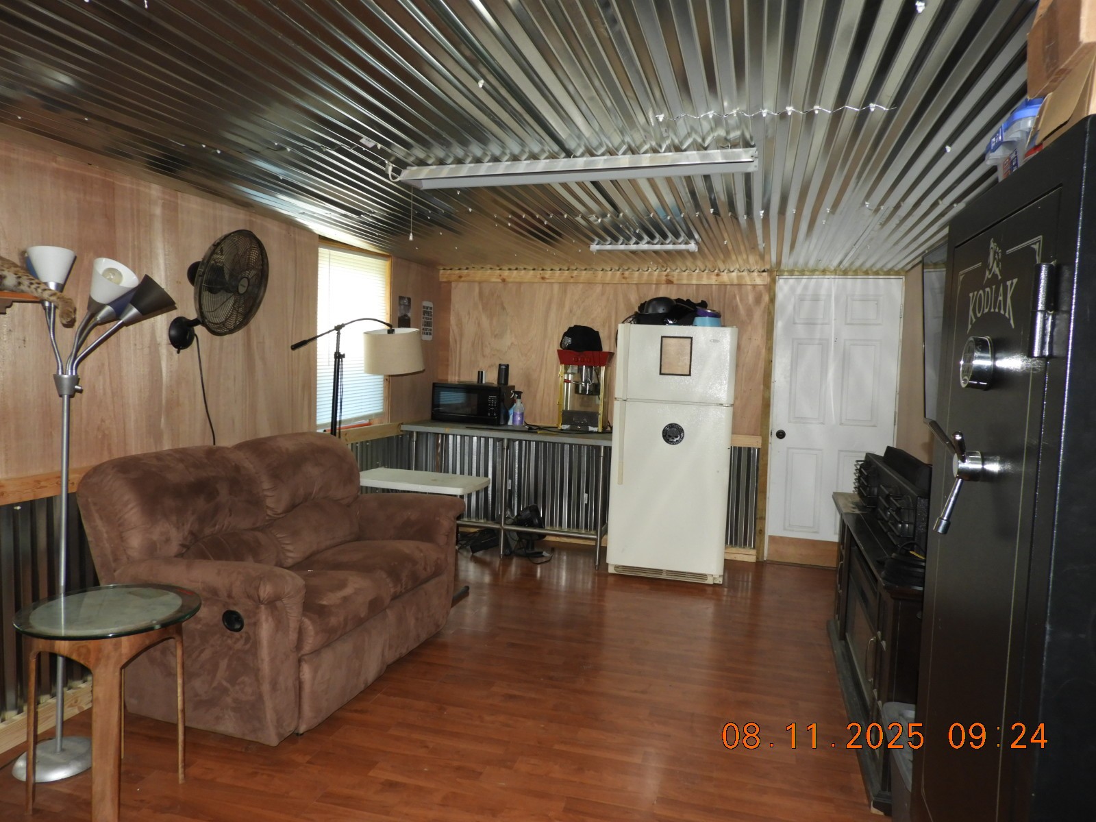 1240 Johnson Branch Road Pulaski, TN 38478 - Photo 49 of 68 a living room with furniture