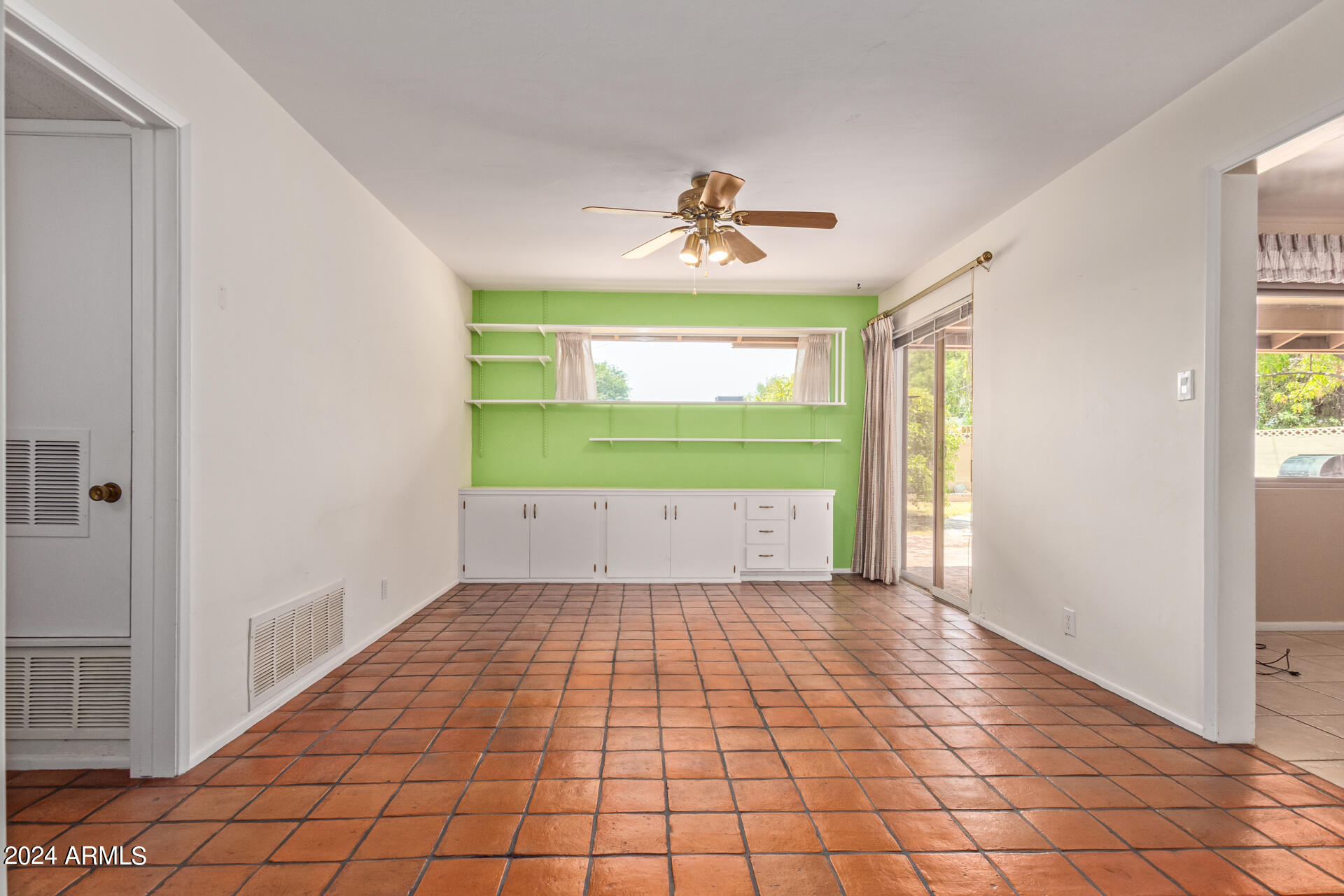 4709 East Osborn Road Phoenix, AZ 85018 - Photo 11 of 44 10 - Osborn