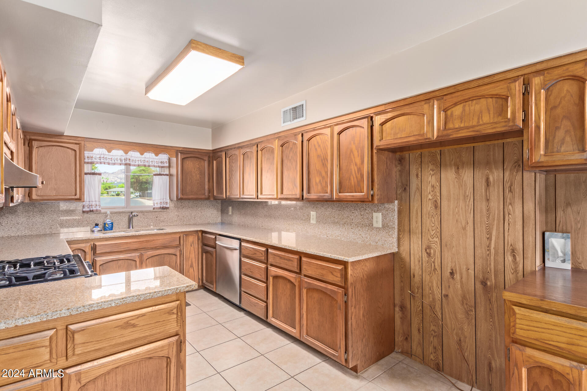 4709 East Osborn Road Phoenix, AZ 85018 - Photo 20 of 44 19 - Osborn