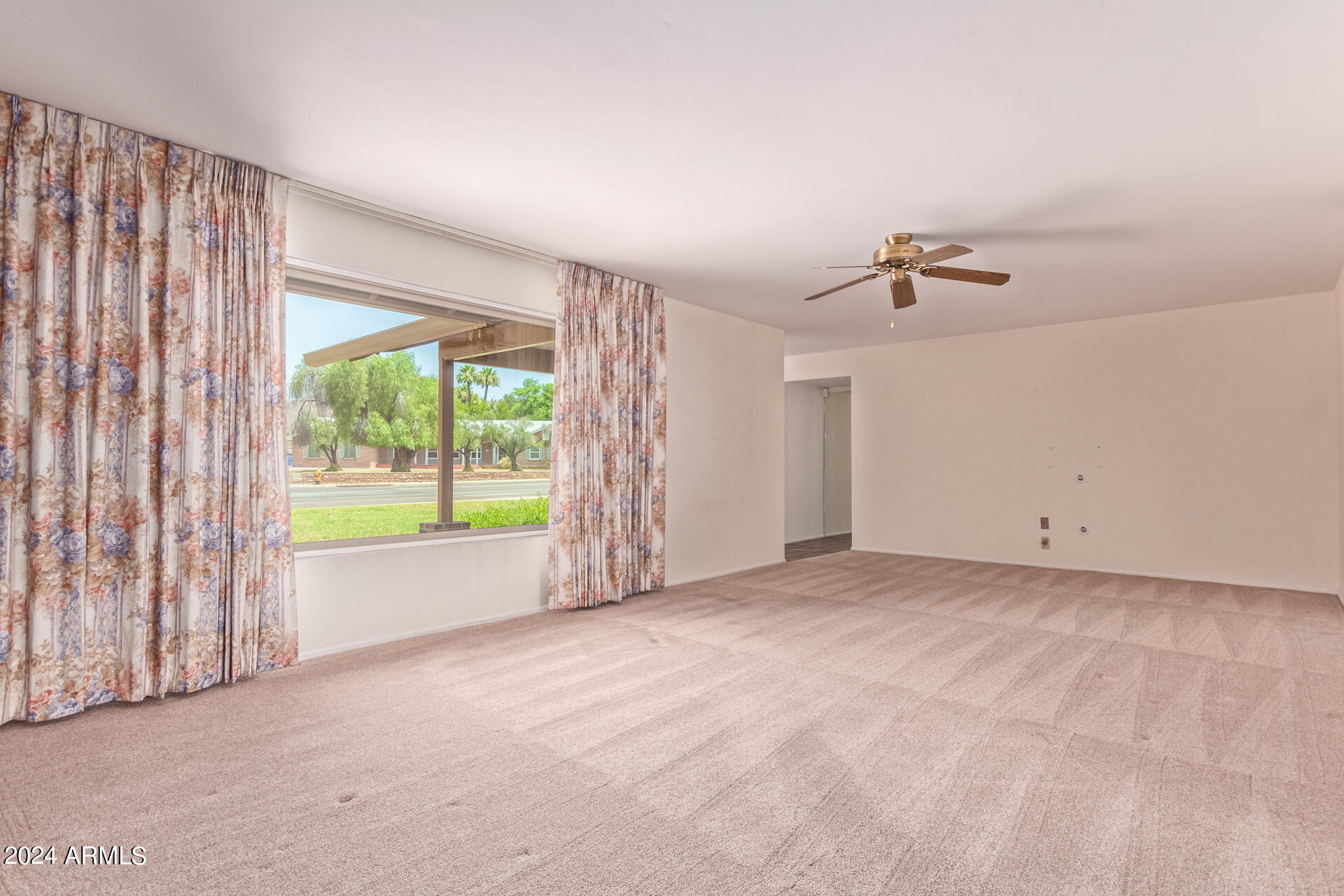 4709 East Osborn Road Phoenix, AZ 85018 - Photo 10 of 44 09 - Osborn