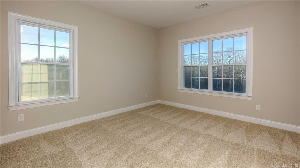 194 Forsythia Lane, Unit 736 Tega Cay, SC 29708 - Photo 20 of 36
