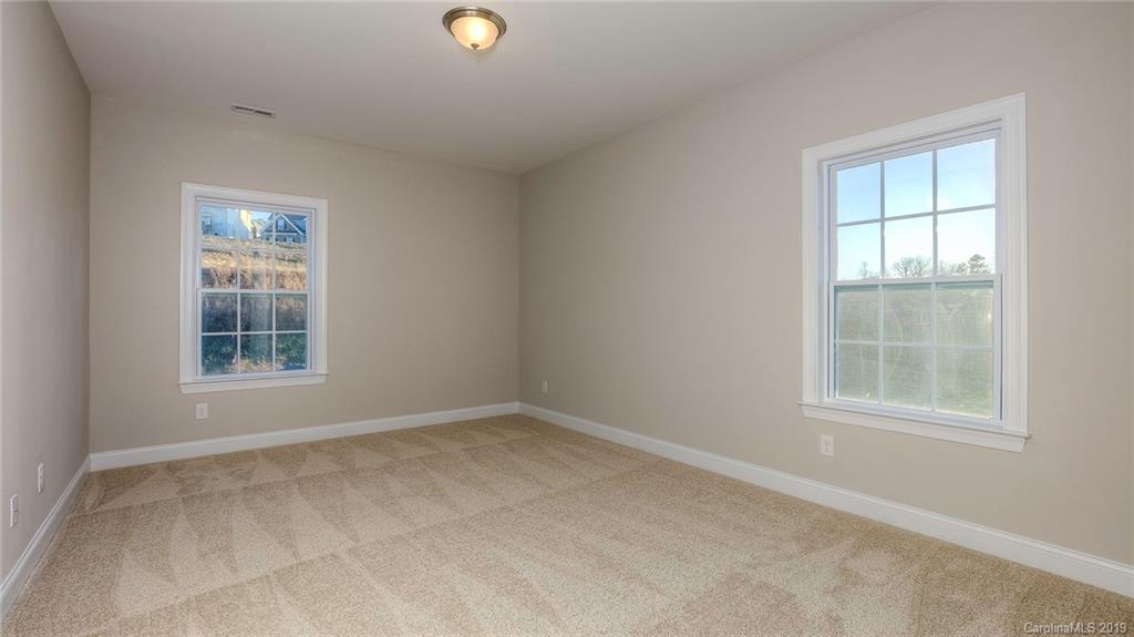 194 Forsythia Lane, Unit 736 Tega Cay, SC 29708 - Photo 26 of 36