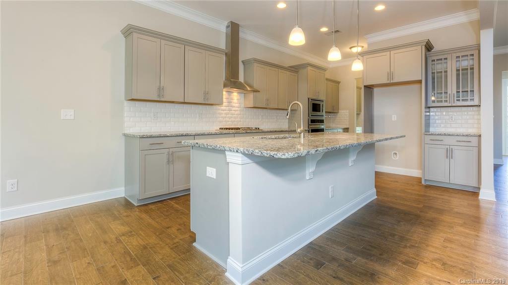 194 Forsythia Lane, Unit 736 Tega Cay, SC 29708 - Photo 5 of 36
