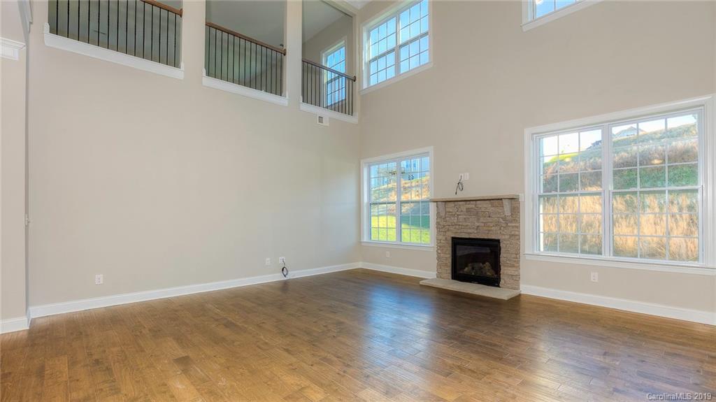 194 Forsythia Lane, Unit 736 Tega Cay, SC 29708 - Photo 10 of 36