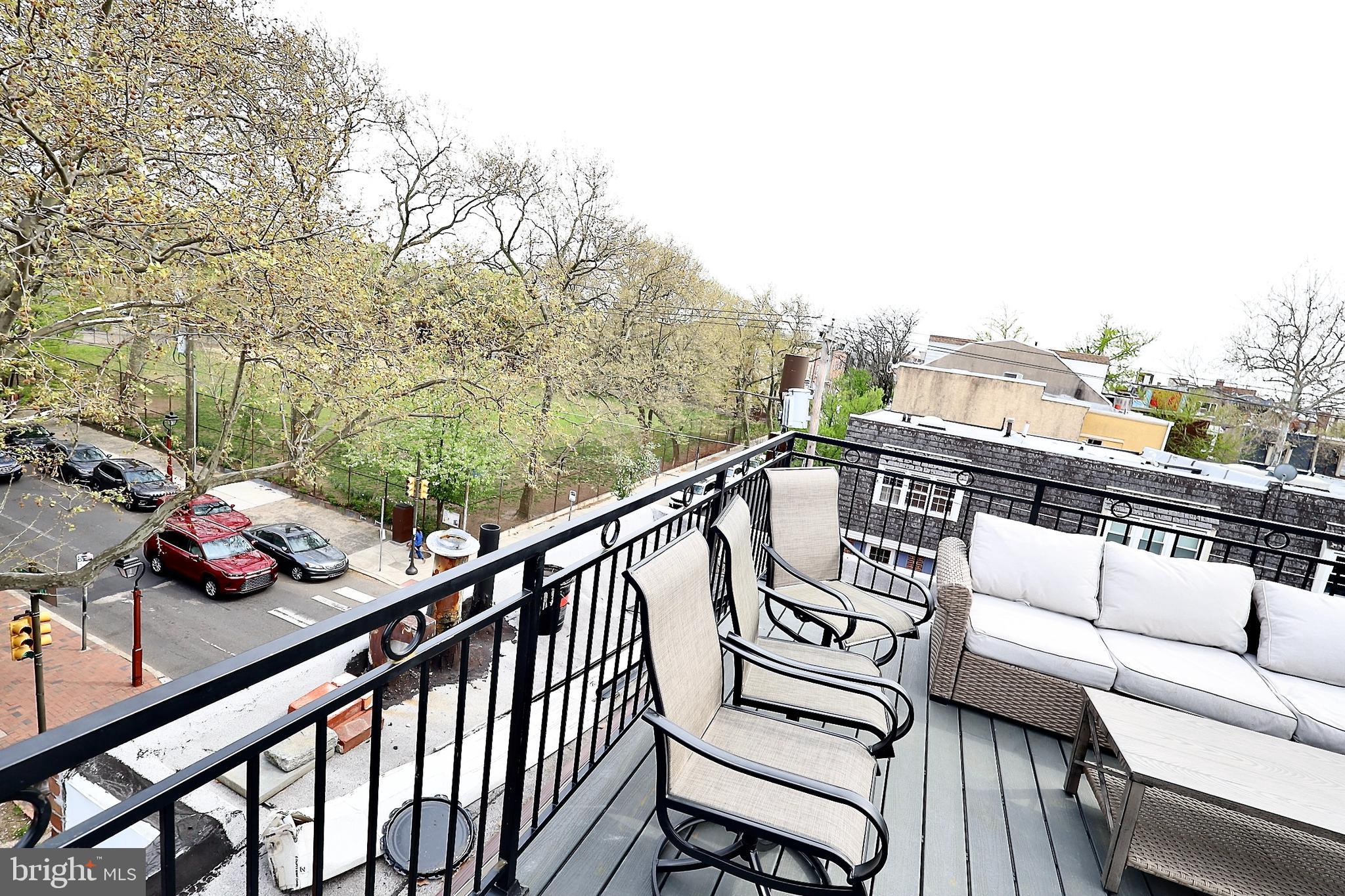 701 Lombard Street Philadelphia, PA 19147 - Photo 36 of 59 a view of a balcony with furniture