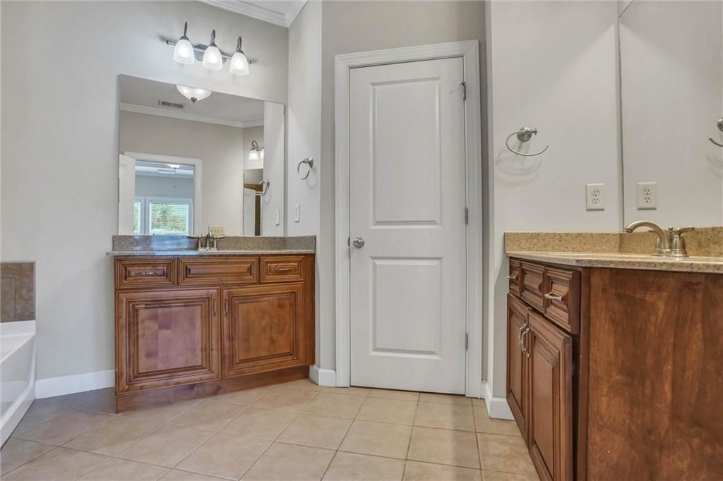 3026 Eltham Place Decatur, GA 30033 - Photo 20 of 40 Gallery Image 20
