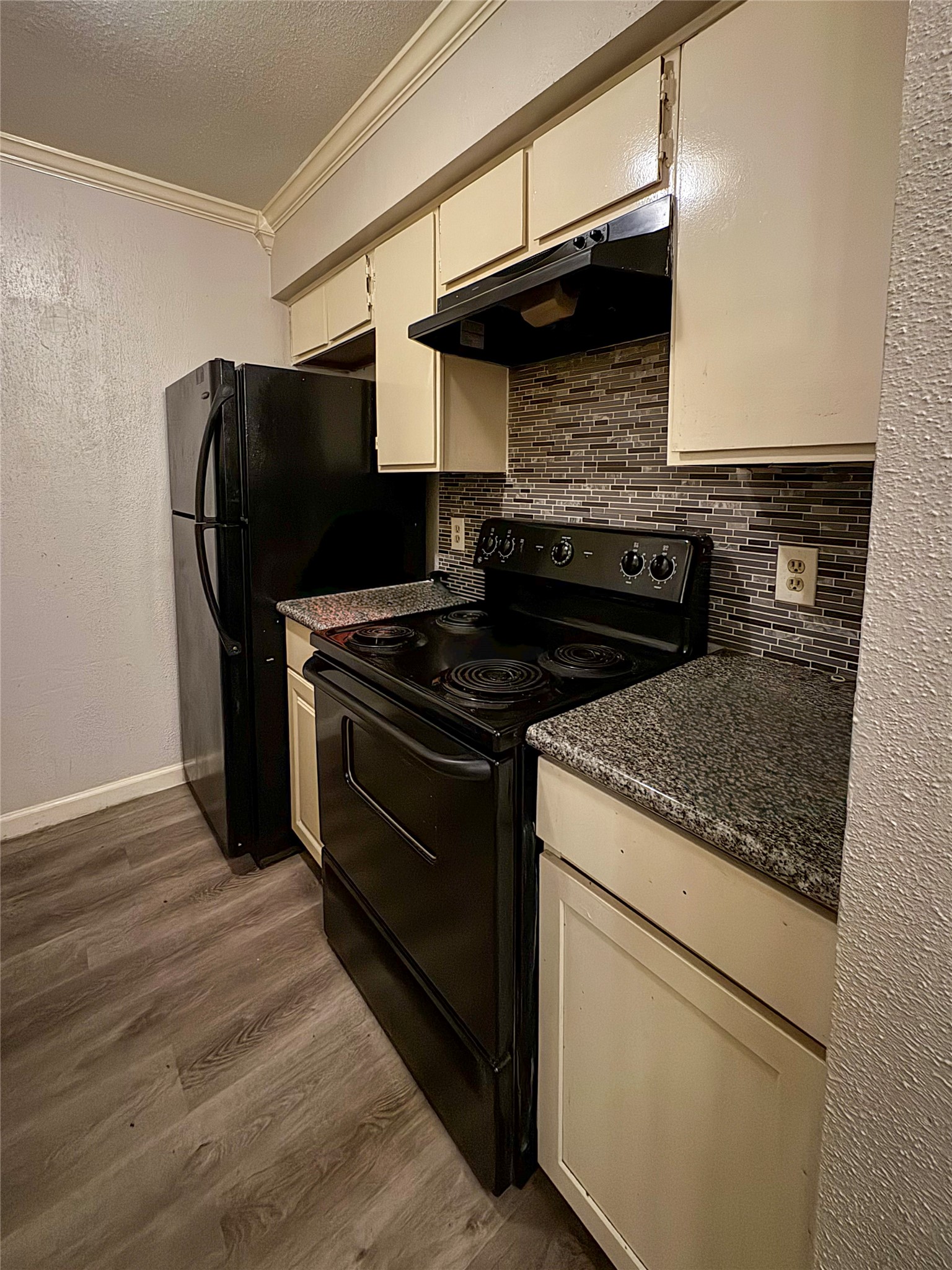 12500 Sandpiper Drive, Unit 32 Houston, TX 77035 - Photo 7 of 9