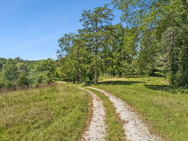 $999,000 | 8272 Burgess Falls Road, Baxter, TN 38544