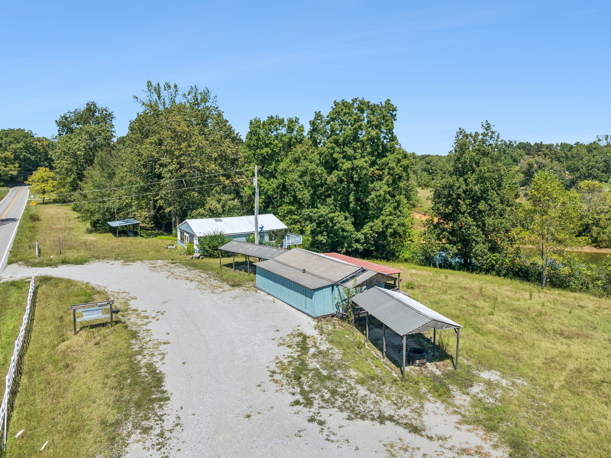 8272 Burgess Falls Road Baxter, TN 38544 - Photo 34 of 41