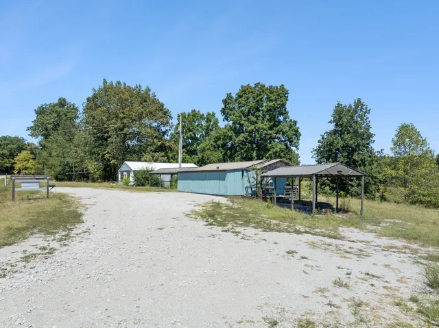 $999,000 | 8272 Burgess Falls Road, Baxter, TN 38544