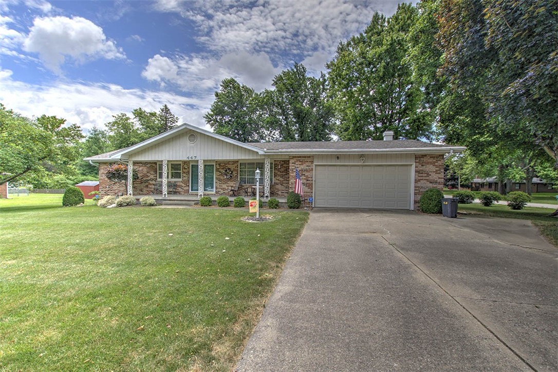 447 Crestline Drive Decatur, IL 62526 - Photo 6 of 32