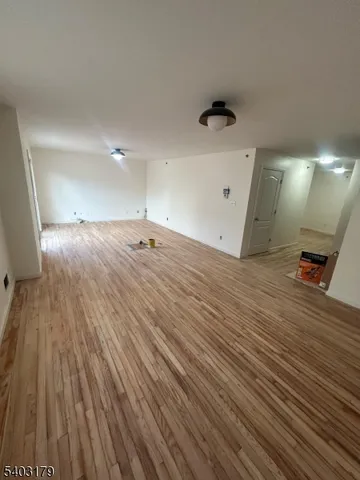 $2,950 | 138 Schuyler Avenue, Newark, NJ 07112