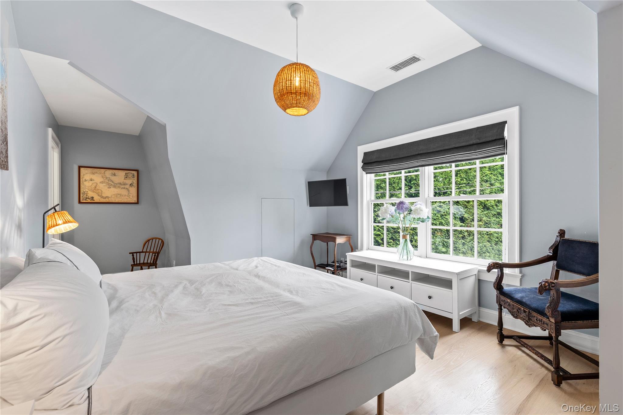 394 Park Avenue Rye, NY 10580 - Photo 24 of 36 Bedroom #4