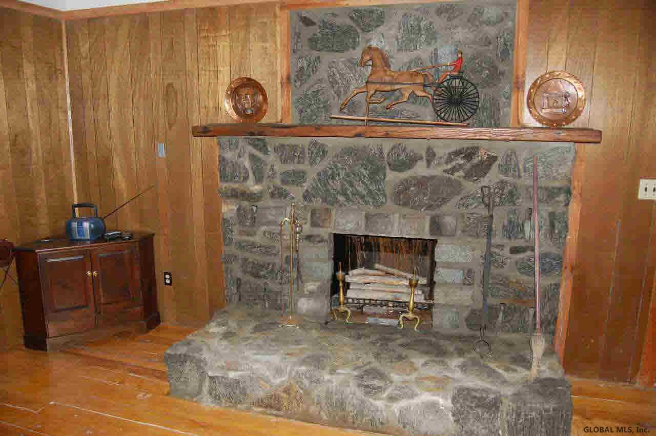388 Diamond Point Road Diamond Point, NY 12824 - Photo 5 of 10 Photo 5