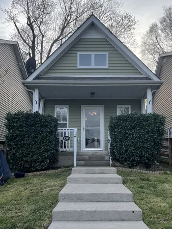 $1,200 | 1081-2 Riverview Drive, Clarksville, TN 37040