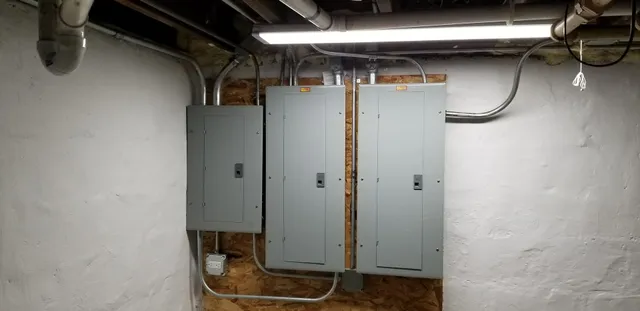 $298,000 | 328 27th Avenue, Bellwood, IL 60104