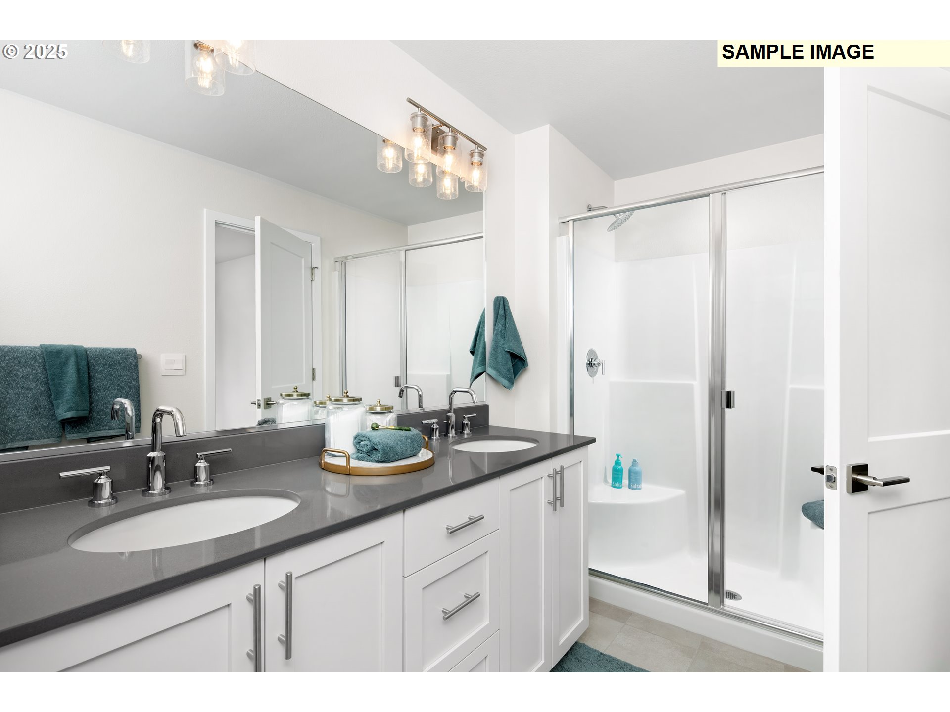 16692 Southwest Jean Louise Road Tigard, OR 97223 - Photo 6 of 18