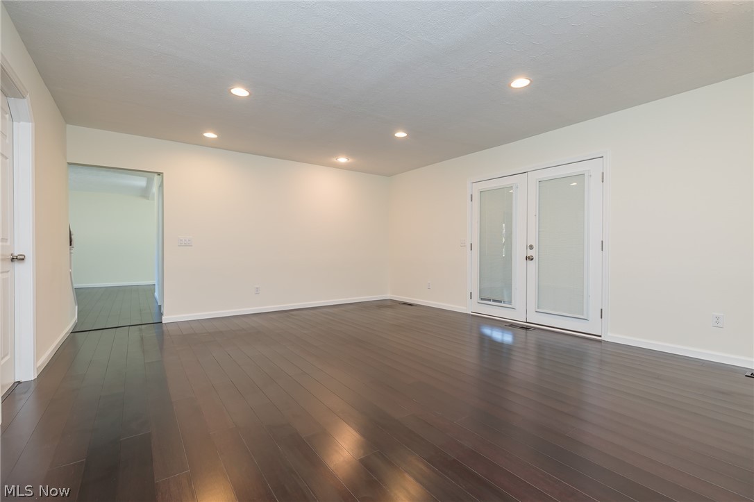 32137 Center Ridge Road North Ridgeville, OH 44039 - Photo 14 of 35 Gallery Image 14